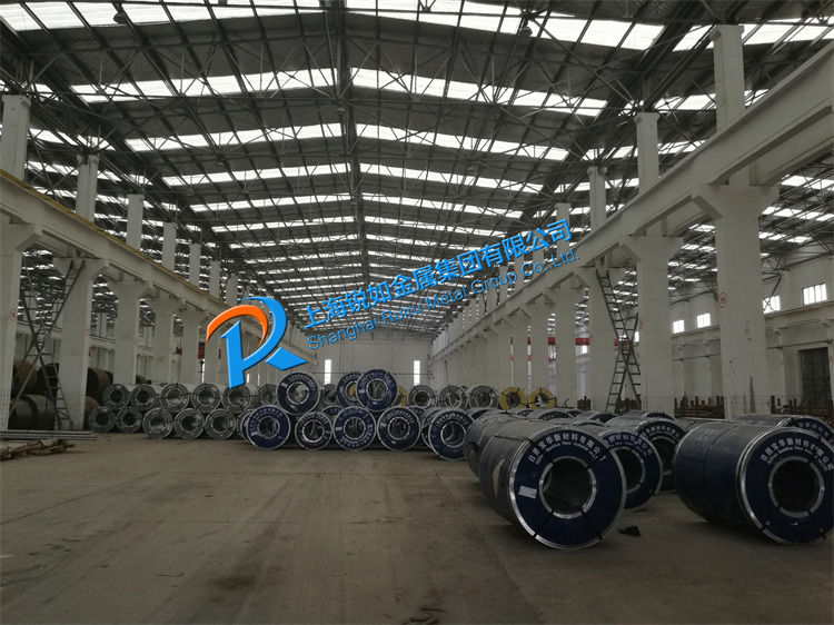 鋼板倉(cāng)庫(kù)